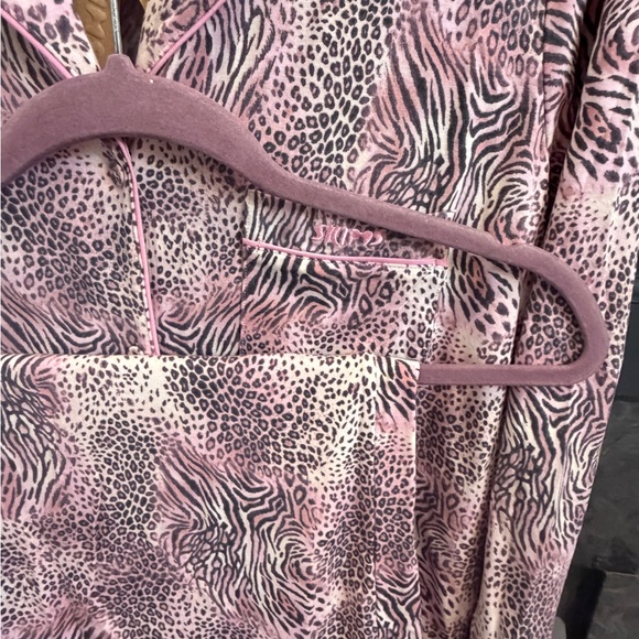 SKIMS Long Sleeve Button Up Pajama Set Bloom Animal Print NWT - Picture 7 of 11